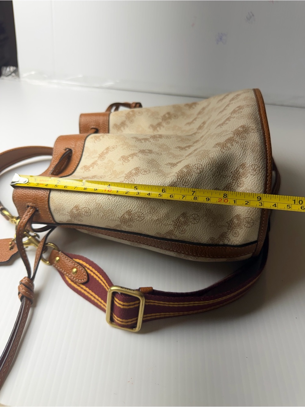 Coach horse and carriage print 2 way bag,ivory and brown - Picture 12 of 16